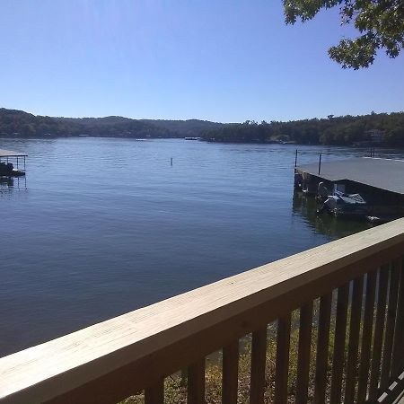 Wilsons On The Lake Camdenton Exterior photo