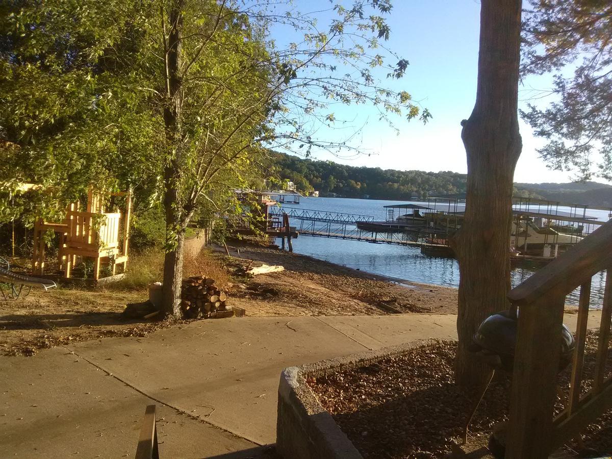 Wilsons On The Lake Camdenton Exterior photo