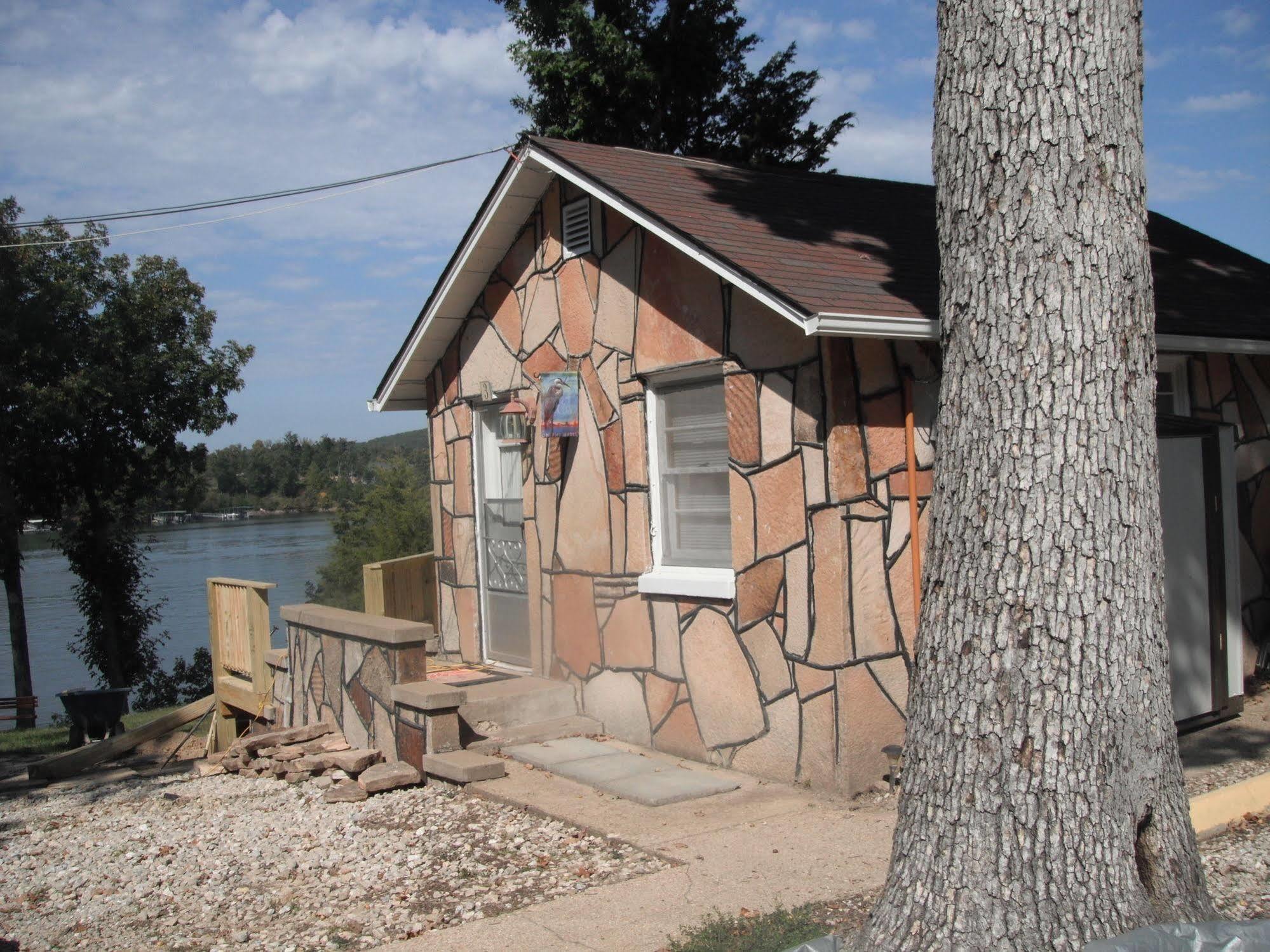 Wilsons On The Lake Camdenton Exterior photo